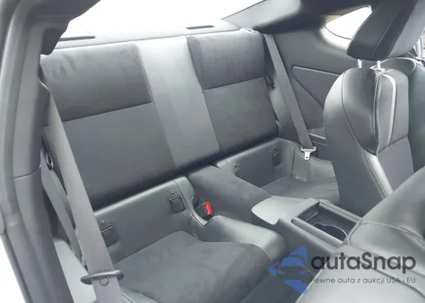 2024 Toyota Gr86 Premium z USA, uszkodzony, nr VIN JF1ZNBE15R9761496